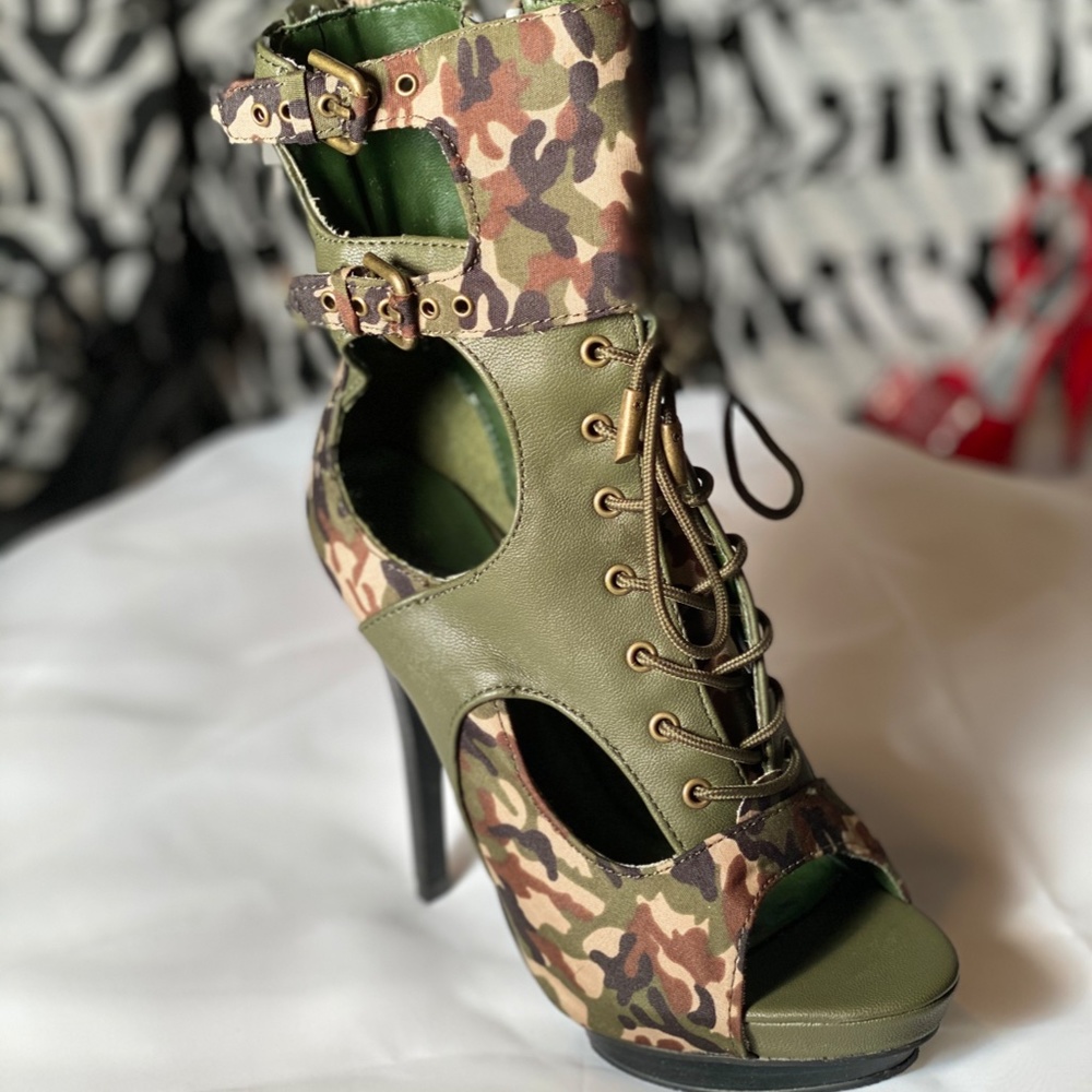 Army Camo Stiletto Heels